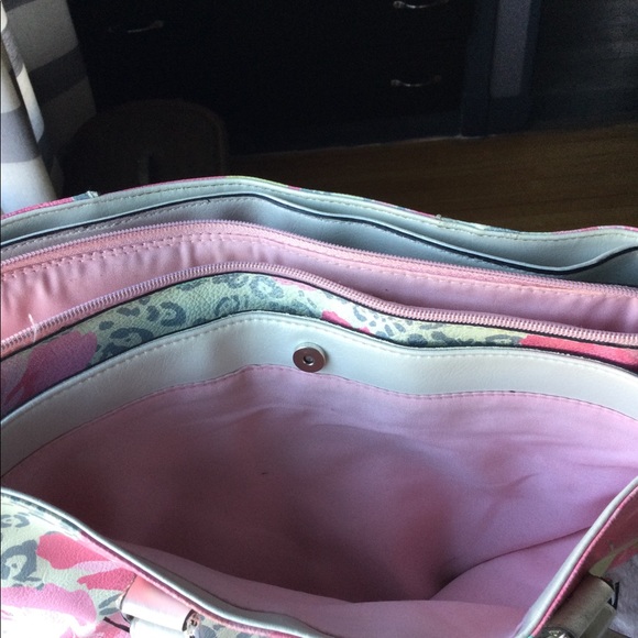 Ellen Tracy Bag - Picture 5 of 6